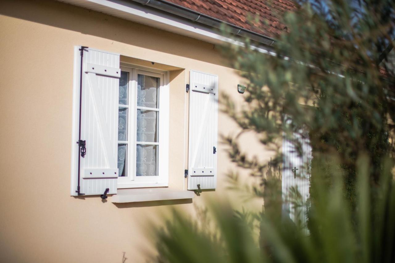 Bed and Breakfast La Maison D'Elise Dollon Экстерьер фото
